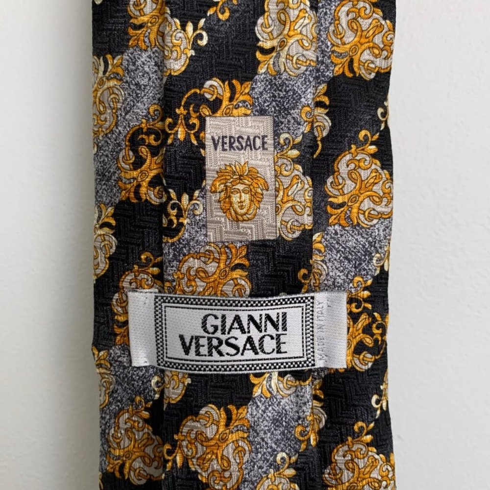 Vintage Gianni Versace Paisley Design Necktie